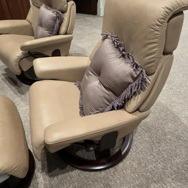 Recliners with ottoman - Aspen SW estate sale, Calgary